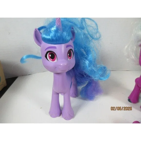 My Little Pony A New Generation Action Figures Lot Izzy Moonbow Pipp Petals Zipp - Picture 7 of 7